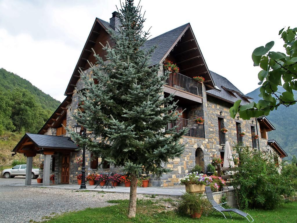 Hotel Vina Olivan Sarvisé 객실 사진