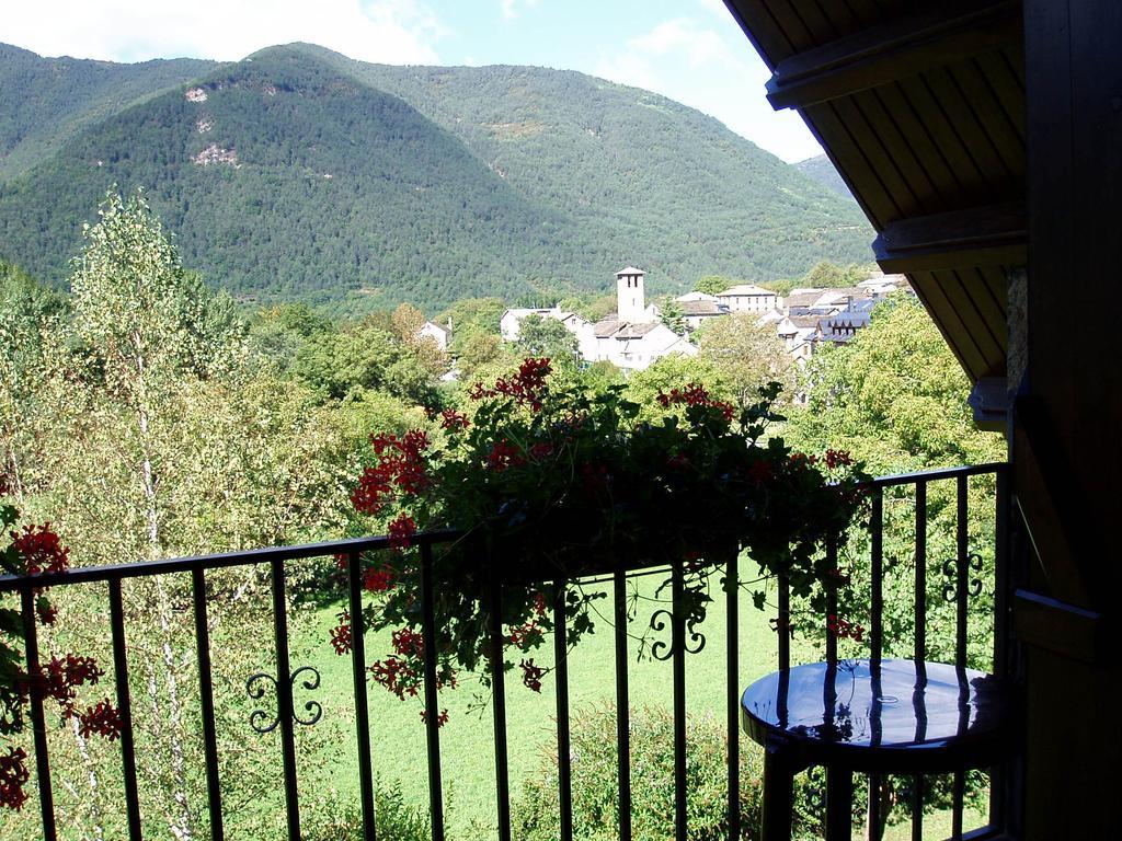 Hotel Vina Olivan Sarvisé 객실 사진